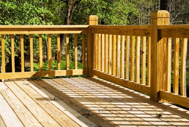 Material Choices for Deck Railings